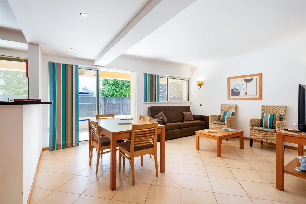 2 غرف نوم منزل ذو طابقين في Porches, Portugal رقم 306158