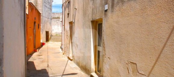 5 chambres Maison à Salve, Italy No. 41943 2