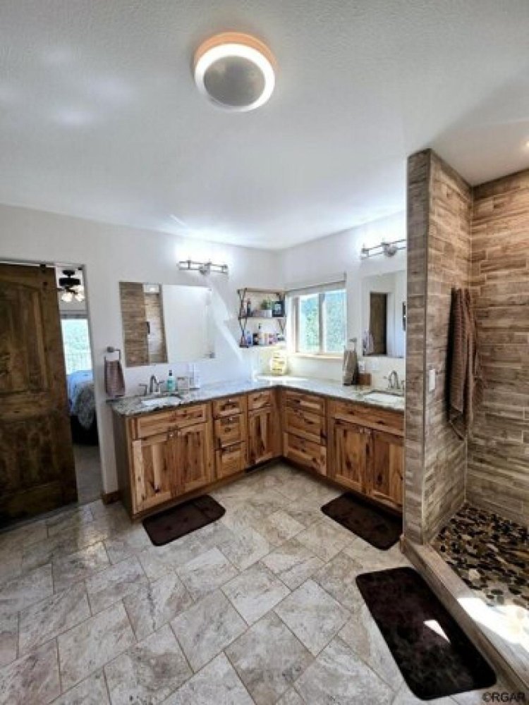 Casa de 5 dormitorios en Canon City, USA No. 391260