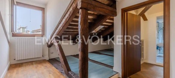 2 غرف نوم بانتهاوس في Venice, Italy رقم 136025 3