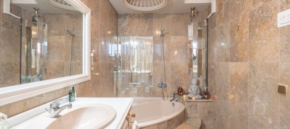 4 Schlafzimmer Stadthaus in Alicante, Spain, Nr. 136141 12