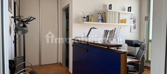 Escritório de 2 divisões em Florence, Italy N.º 325429 2