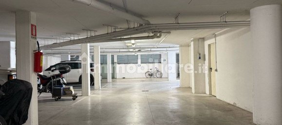 Escritório de 2 divisões em Florence, Italy N.º 325429 10