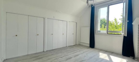 3 Schlafzimmer Wohnung in Noisy-le-Grand, France, Nr. 177767 14