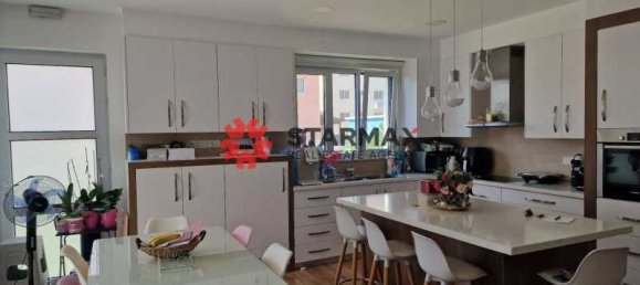 Imóvel comercial T3 em Aradippou, Cyprus N.º 21175 7