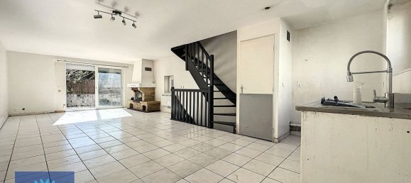 3 Schlafzimmer Haus in Evry, France, Nr. 188611 3