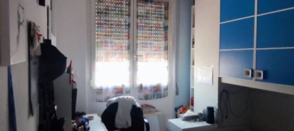 3 rooms Apartment in Garbagnate Milanese, Italy No. 6940 4