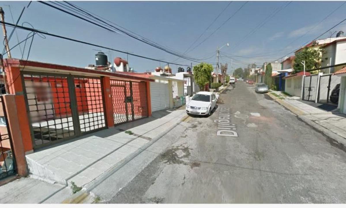 Casa de 4 dormitorios en Ciudad López Mateos, Mexico No. 219929