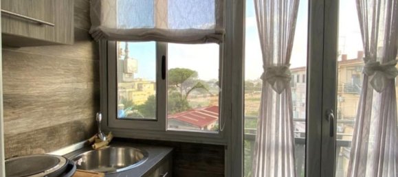 4-Zimmer Wohnung in Naples, Italy, Nr. 261120 12