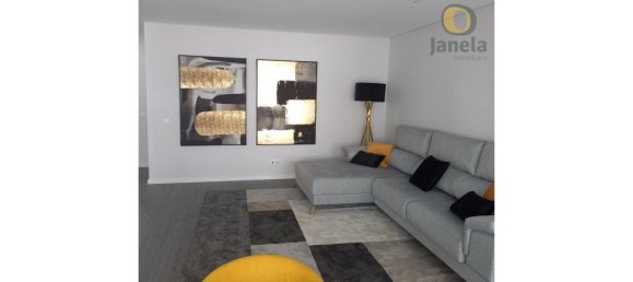 3 bedrooms Apartment in Quelfes, Portugal No. 102424 2