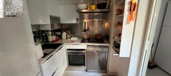 5 rooms Apartment in Rome, Italy No. 28512 10