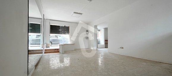 60m² Commercial property in Jesi, Italy No. 16495 2