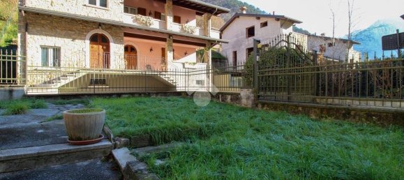 Villa de 4 dormitorios en Gardone Val Trompia, Italy No. 238812 26