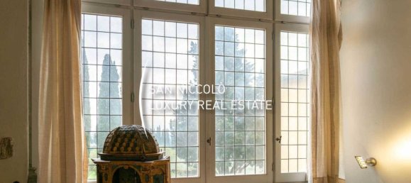 5 bedrooms Apartment in Florence, Italy No. 180006 16