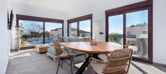 3 bedrooms Villa in Finestrat, Spain No. 10855 3