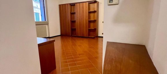 2 rooms Apartment in Malgrate, Italy No. 336437 17