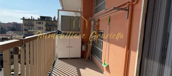 4 rooms Apartment in Vallecrosia, Italy No. 8913 15