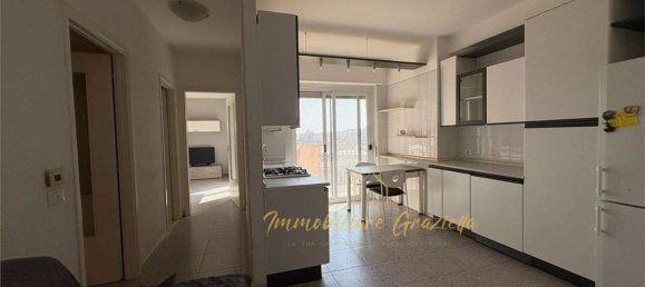 4 rooms Apartment in Vallecrosia, Italy No. 8913 5