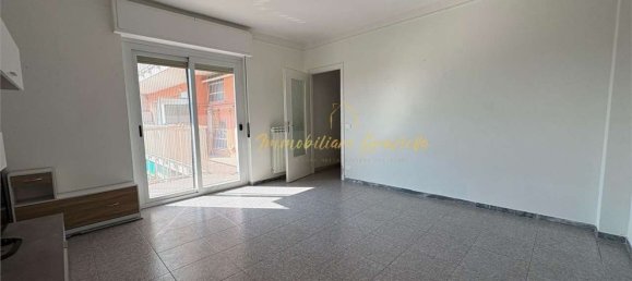 4 rooms Apartment in Vallecrosia, Italy No. 8913 11
