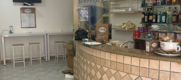 1 room Commercial property in Torre del Greco, Italy No. 295036 2