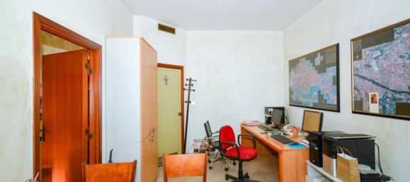 Büro in Arezzo, Italy 49m², Nr. 91457 5