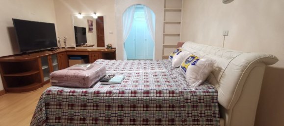 2 bedrooms Condo in Pattaya, Thailand No. 132 7