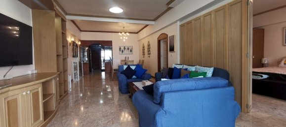 2 bedrooms Condo in Pattaya, Thailand No. 132 10