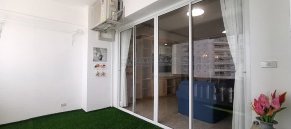 2 bedrooms Condo in Pattaya, Thailand No. 132 13