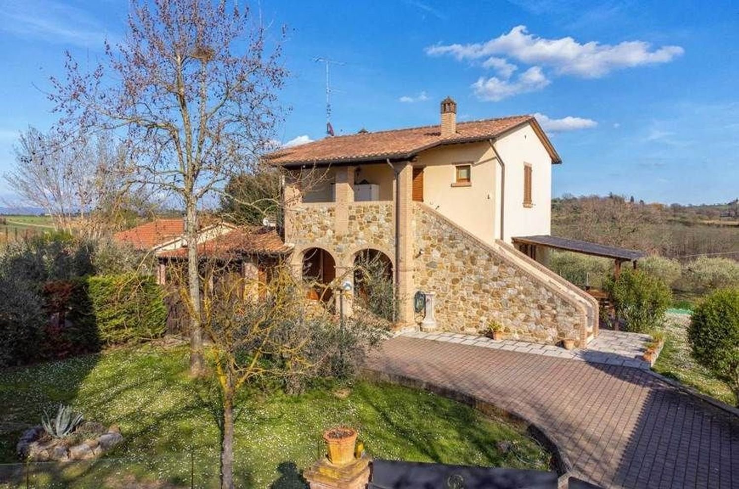 8غرفة منزل في Foiano della Chiana, Italy رقم 228441