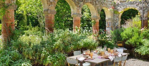 15 rooms House in Pitigliano, Italy No. 189460 33