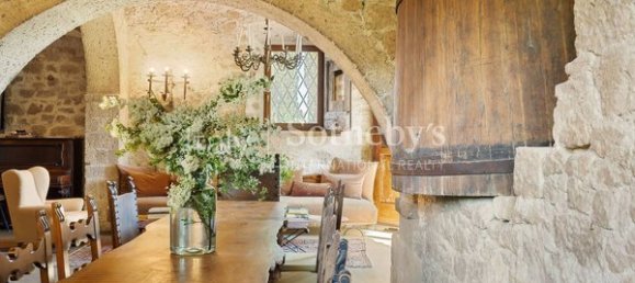 15 rooms House in Pitigliano, Italy No. 189460 4