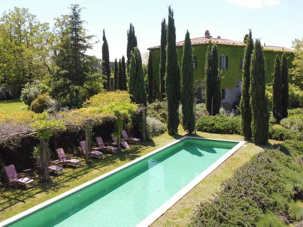 15 rooms House in Pitigliano, Italy No. 189460