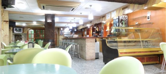 150m² Commercial property in Alicante, Spain No. 65908 4