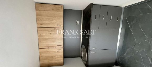 Büro in Iklin, Malta, Nr. 13190 3