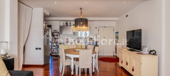 Ático de 2 dormitorios en Pistoia, Italy No. 48838 12