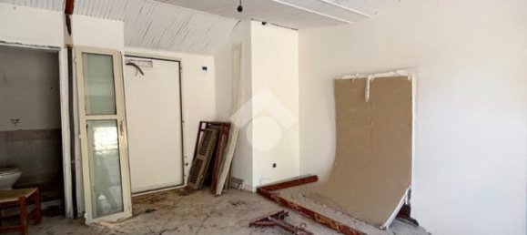 Дом с 2 комнатами в Дженцано ди Рома, Италия № 381009 6