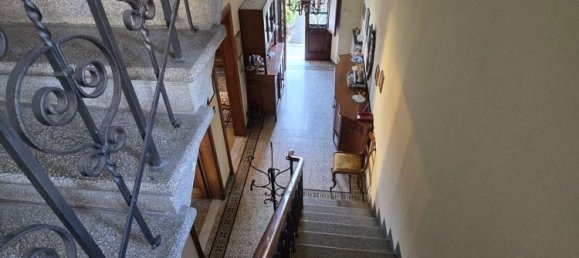 Вилла с 5 комнатами в Лукка, Италия № 163273 5