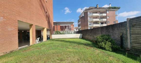 2 Schlafzimmer Wohnung in Busto Arsizio, Italy, Nr. 329682 4