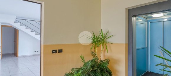2 Schlafzimmer Wohnung in Busto Arsizio, Italy, Nr. 329682 5