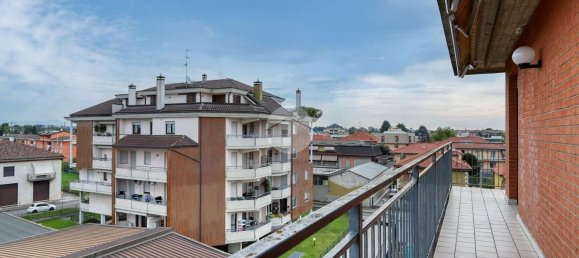 2 Schlafzimmer Wohnung in Busto Arsizio, Italy, Nr. 329682 15