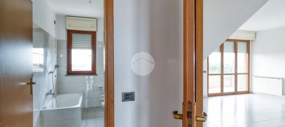 2 Schlafzimmer Wohnung in Busto Arsizio, Italy, Nr. 329682 26