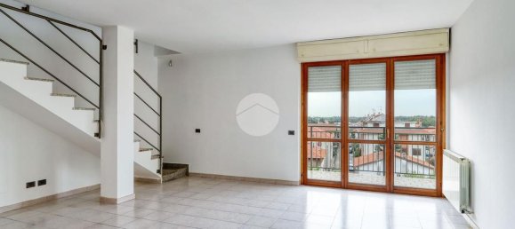 2 Schlafzimmer Wohnung in Busto Arsizio, Italy, Nr. 329682 6