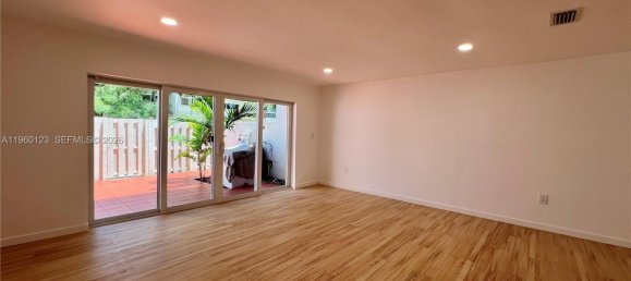2 bedrooms Duplex for sale in Miami, Miami-Dade, Florida, USA № 615794 6