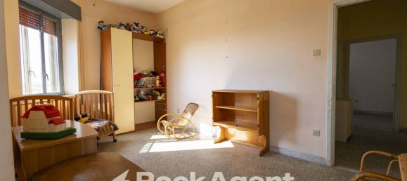 3 Schlafzimmer Wohnung in Catanzaro, Italy, Nr. 291287 10