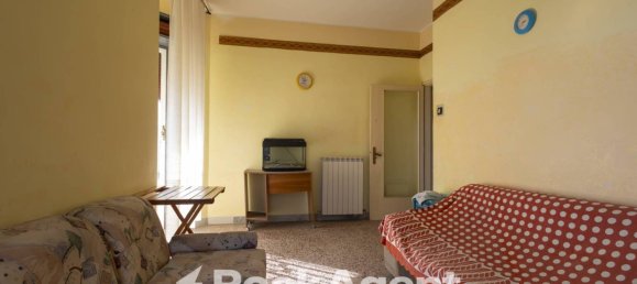 3 Schlafzimmer Wohnung in Catanzaro, Italy, Nr. 291287 8