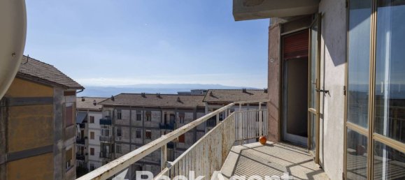 3 Schlafzimmer Wohnung in Catanzaro, Italy, Nr. 291287 11