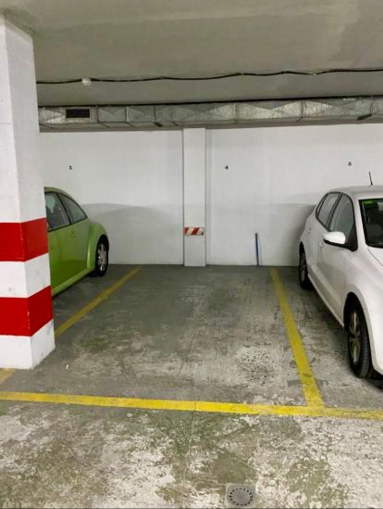  Garage in Las Palmas De Gran Canaria, Spain No. 161770