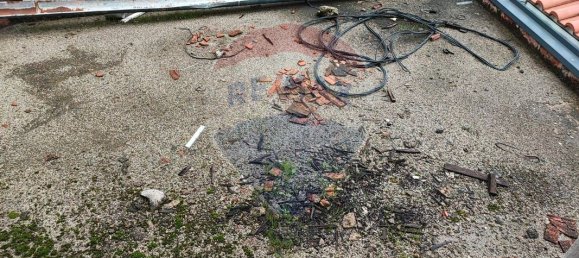 3 bedrooms House in Caires, Portugal No. 188003 7