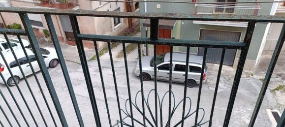 6 rooms House in Bojano, Italy No. 149612 3