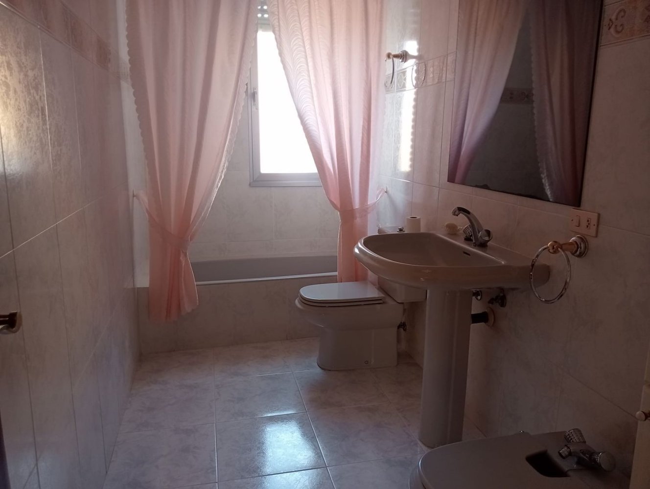 Квартира с 3 спальнями в Ла-Риоха, Испания № 167114